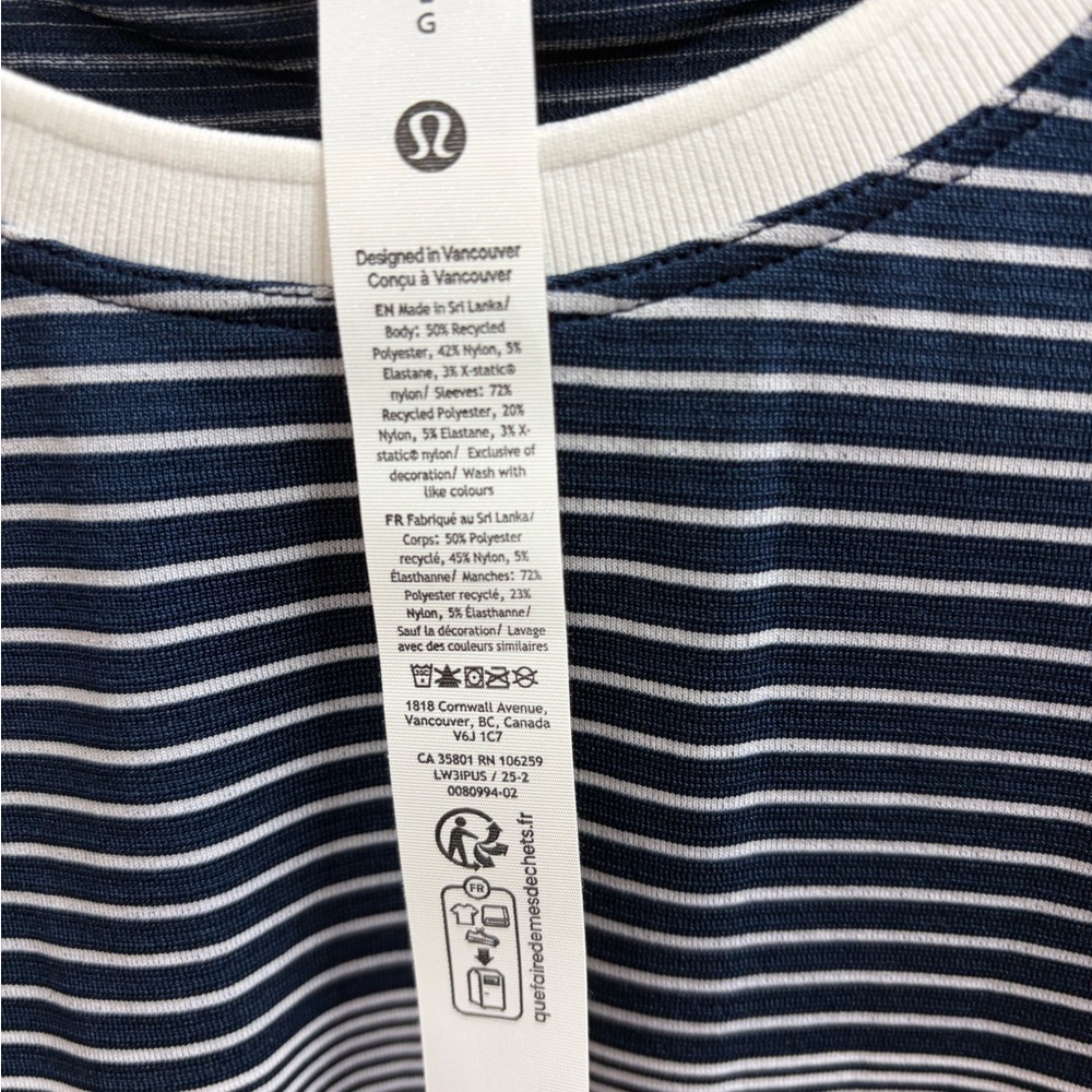 Lululemon Seamless Classic-Fit Mariner Navy and White Striped Tee. Size L - Picture 3 of 7